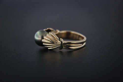 Rick Everett Designed Tahitian Pearl in Shell Ring